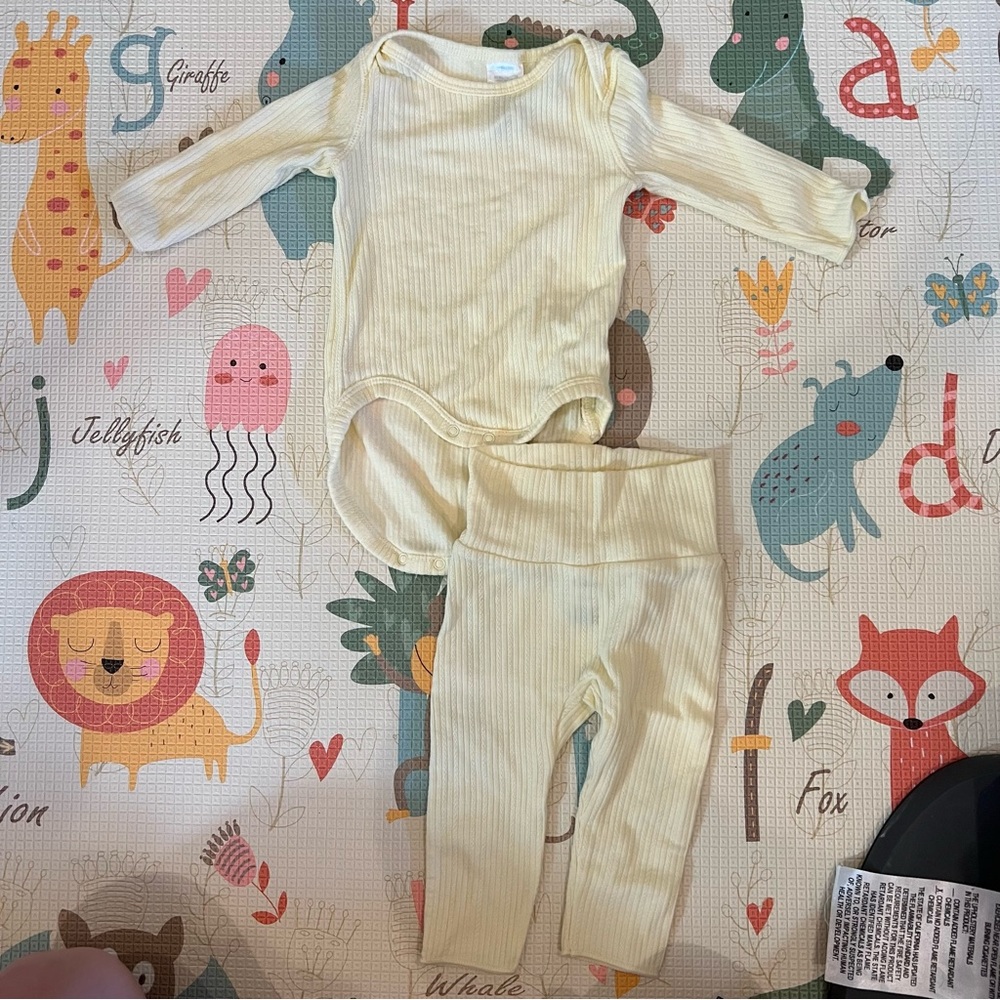 Bonds two piece - NWOT